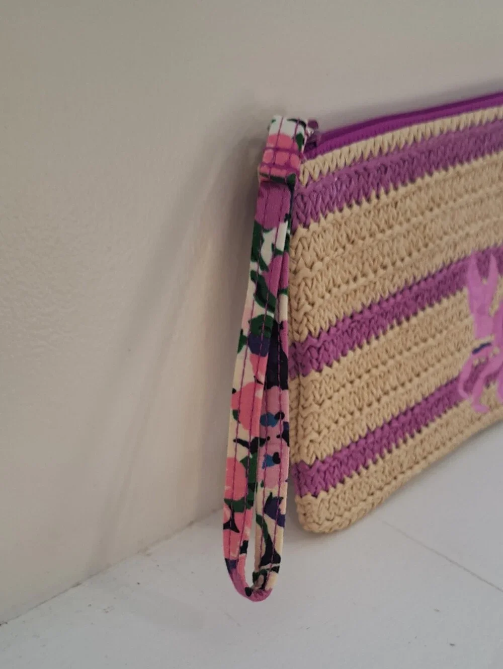 NWOT Vera Bradley Straw Clutch With Embroidered Crab Coastal Beach Ocean Mermaid